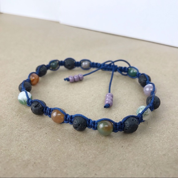 Handmade} Indian Agate & Black Lava Rock Bracelet - Picture 3 of 5